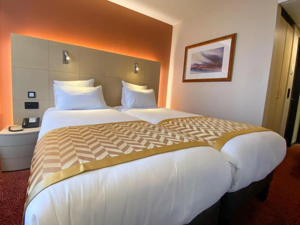 Nash Airport Hotel Meyrin 4*,