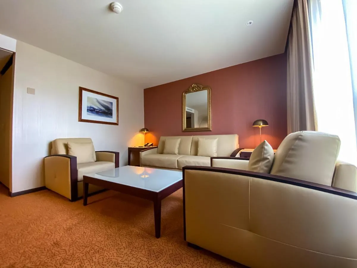 Nash Airport Hotel Meyrin