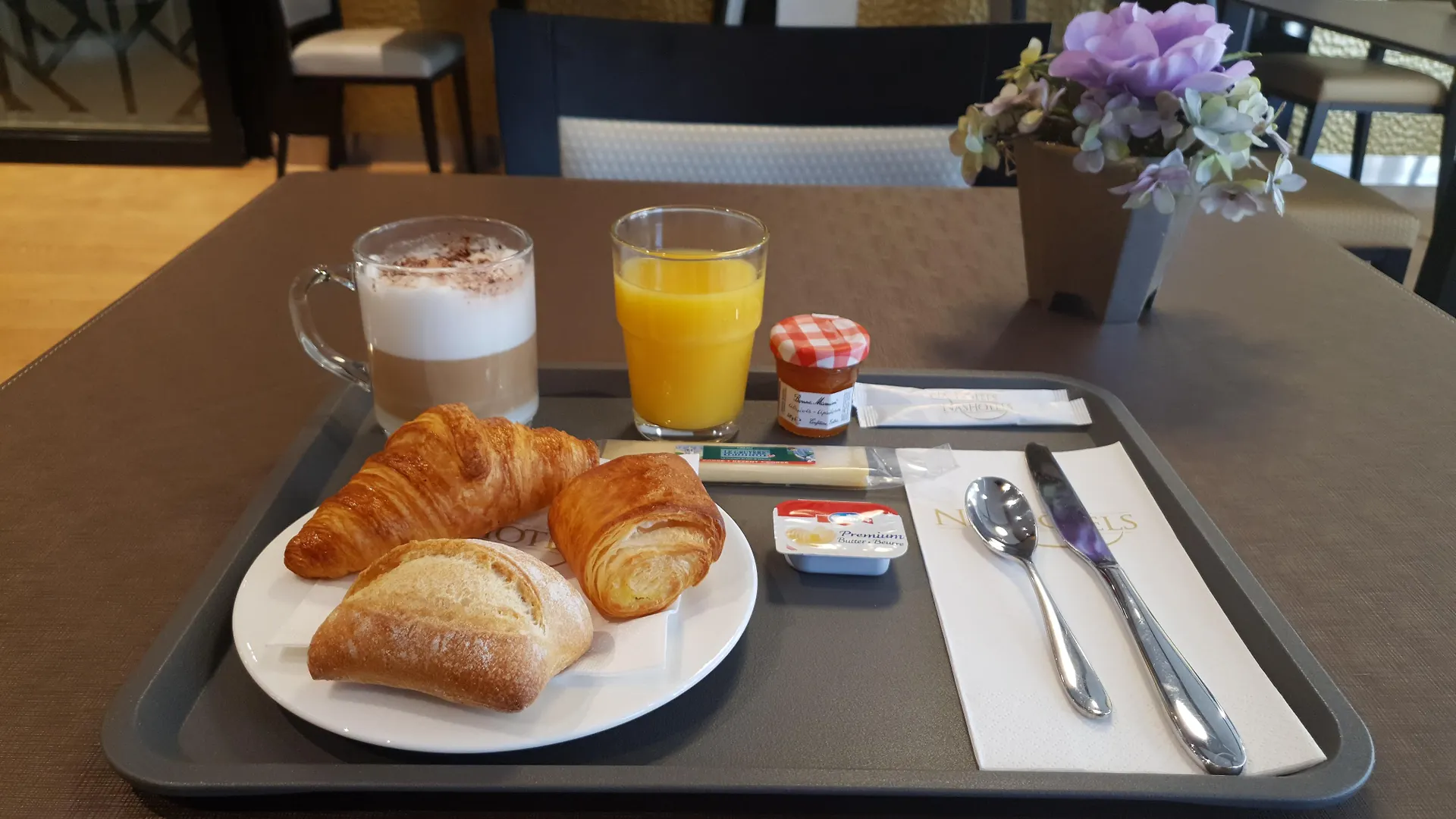 Nash Airport Hotel Meyrin Switzerland