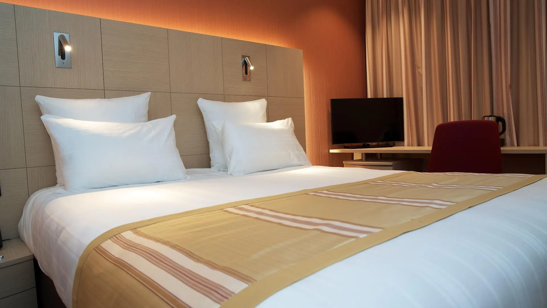 Nash Airport Hotel Meyrin